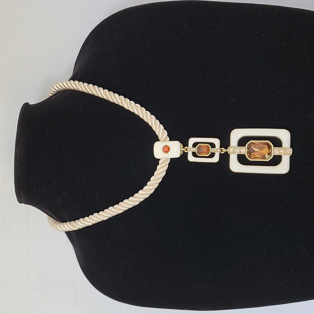 Heidi Daus Ecru velvet cord with removable pendant and matching earrings